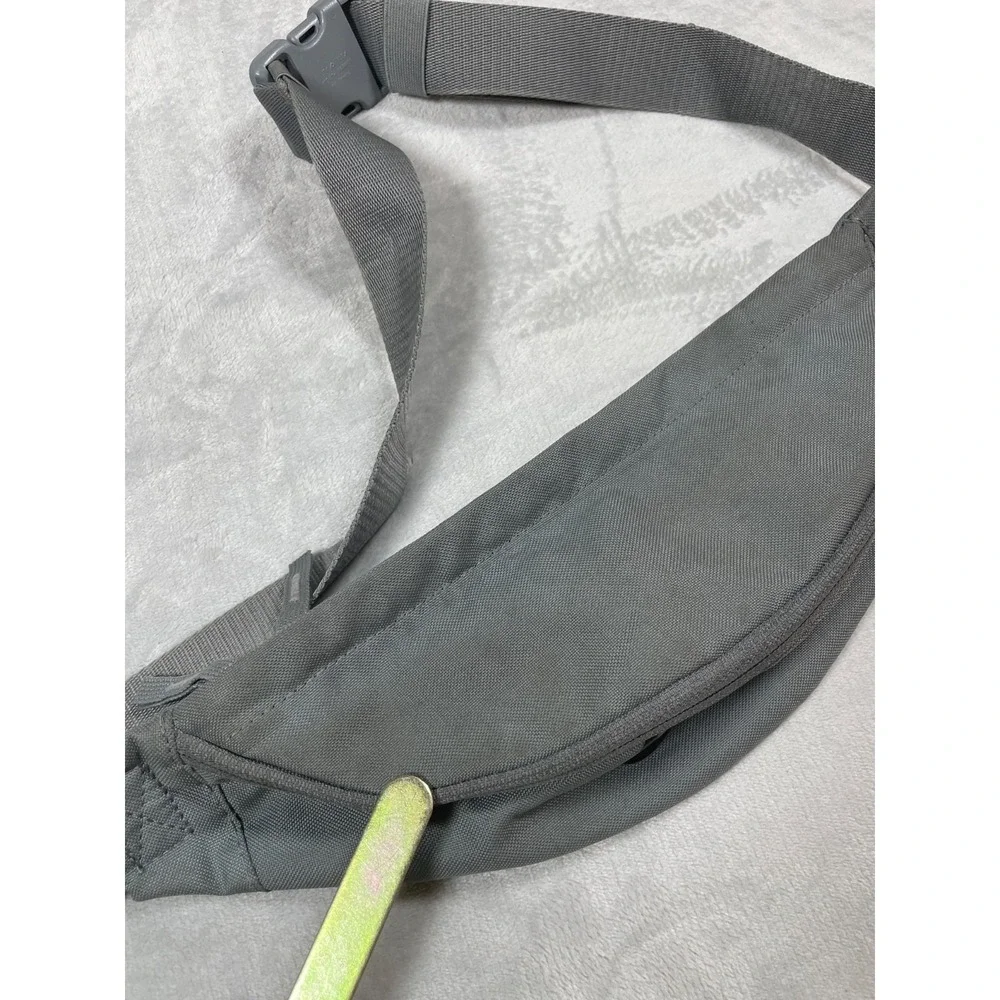 Nike Sportswear Fanny Pack Gray Waist Bag Crossbody Sling Festival Travel